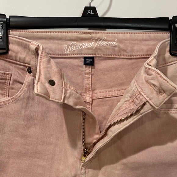 Universal Thread / Target Jeans - Picture 2 of 9
